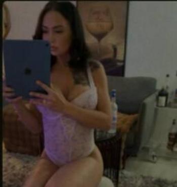 Emylie, 24 Caucasian/White female escort, Quebec City