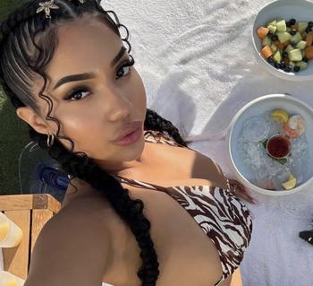 Camila & Selena, 23 Latino/Hispanic female escort, Quebec City