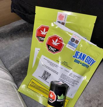 Bbyjicyyy, 23 Canadian Born Chinese female escort, Quebec City