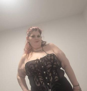 Nathacha, 42 Caucasian/White female escort, Quebec City