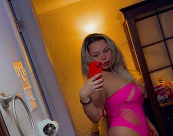 Diamonds, 23 Mixed female escort, Quebec City