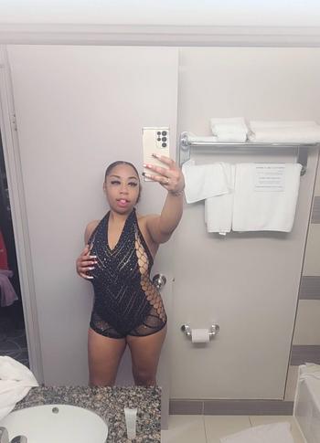 Krystal, 22 Black female escort, Quebec City