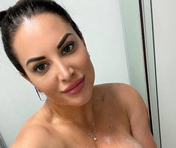 Julie, 28 Caucasian/White female escort, Quebec City