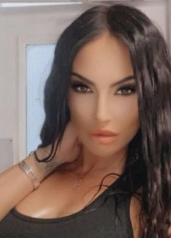 Julia, 24 Caucasian/White female escort, Quebec City
