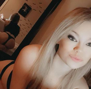 KATY, 25 Caucasian/White female escort, Quebec City