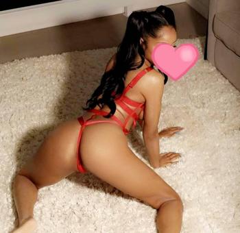 SamanthaParty Girl, 25 Mixed female escort, Quebec City