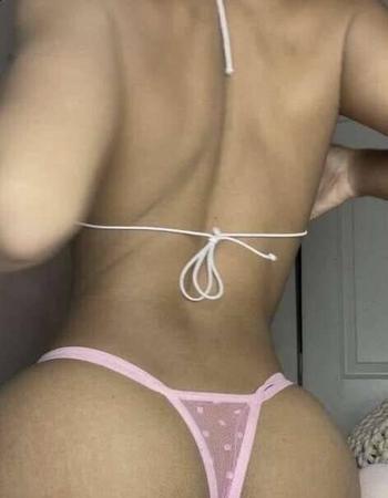 Kathy, 20 Mixed female escort, Quebec City