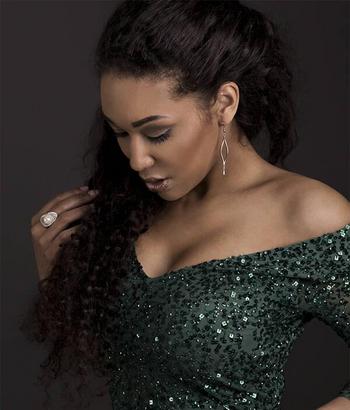 Claudia, 30 Mixed female escort, Quebec City