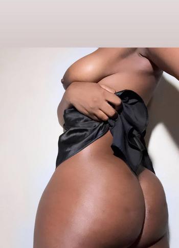 Cookie, 21 Black female escort, Quebec City