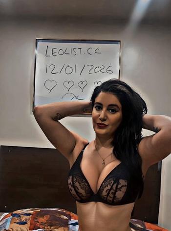 Eva, 26 Middle Eastern female escort, Quebec City